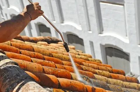 Nettoyage de toitures - Rouhling